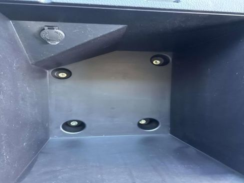 Used 2016 Toyota Tundra Limited w/ Limited Premium Package image 22