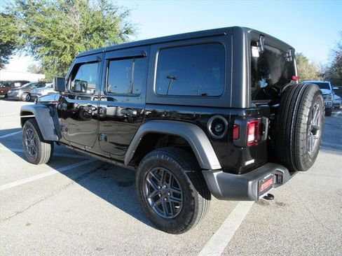 Certified 2024 Jeep Wrangler Sport S image 4