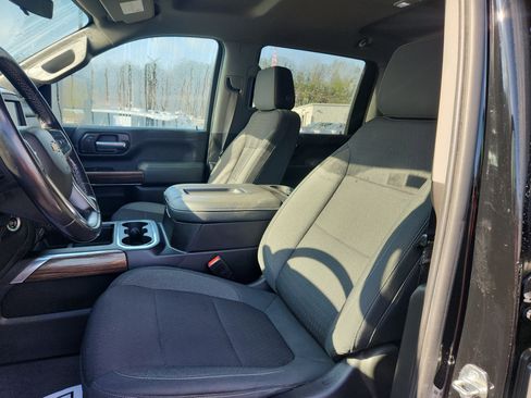 Used 2021 Chevrolet Silverado 2500 LT w/ Convenience Package image 11