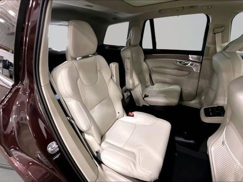 New 2026 Volvo XC90 T8 Ultra w/ Lounge Package AWD/4WD image 13