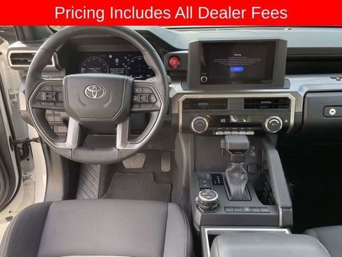 Used 2025 Toyota Tacoma TRD Off-Road AWD/4WD image 14