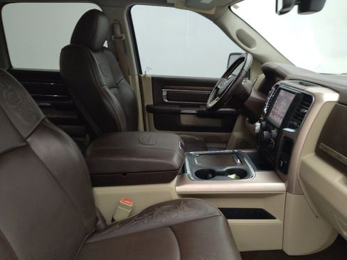 Used 2017 RAM 1500 Laramie Longhorn RWD image 21