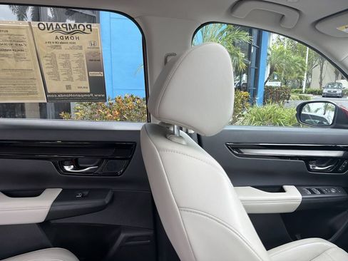 Certified 2025 Honda CR-V EX-L image 16