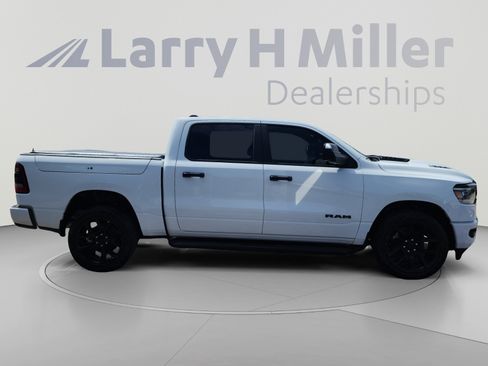 Used 2024 RAM 1500 Laramie AWD/4WD image 6