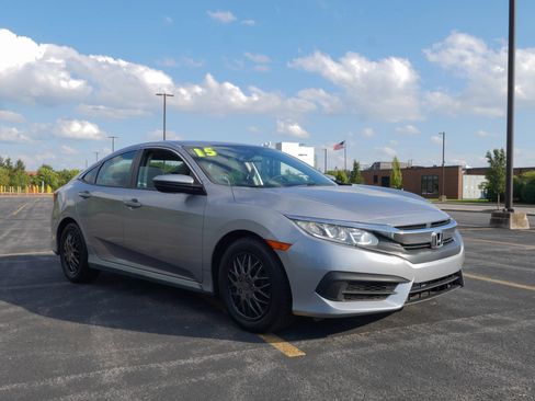 Used 2018 Honda Civic LX image 4