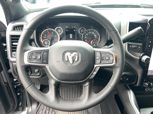 Used 2025 RAM 3500 Big Horn AWD/4WD image 17