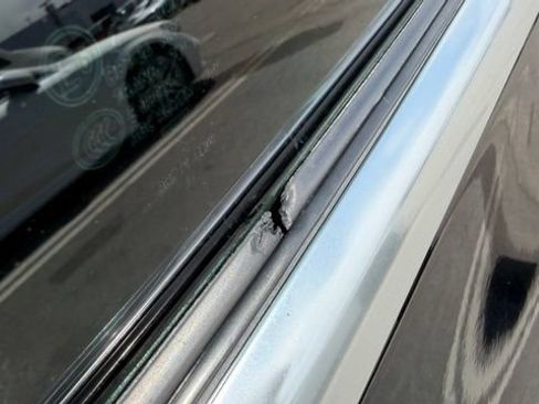 Used 2018 Mercedes-Benz C 300 Cabriolet image 6