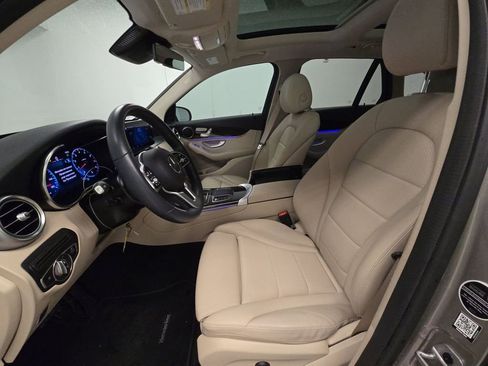 Certified 2022 Mercedes-Benz GLC 300 GLC 300 w/ Premium Package Lite image 5