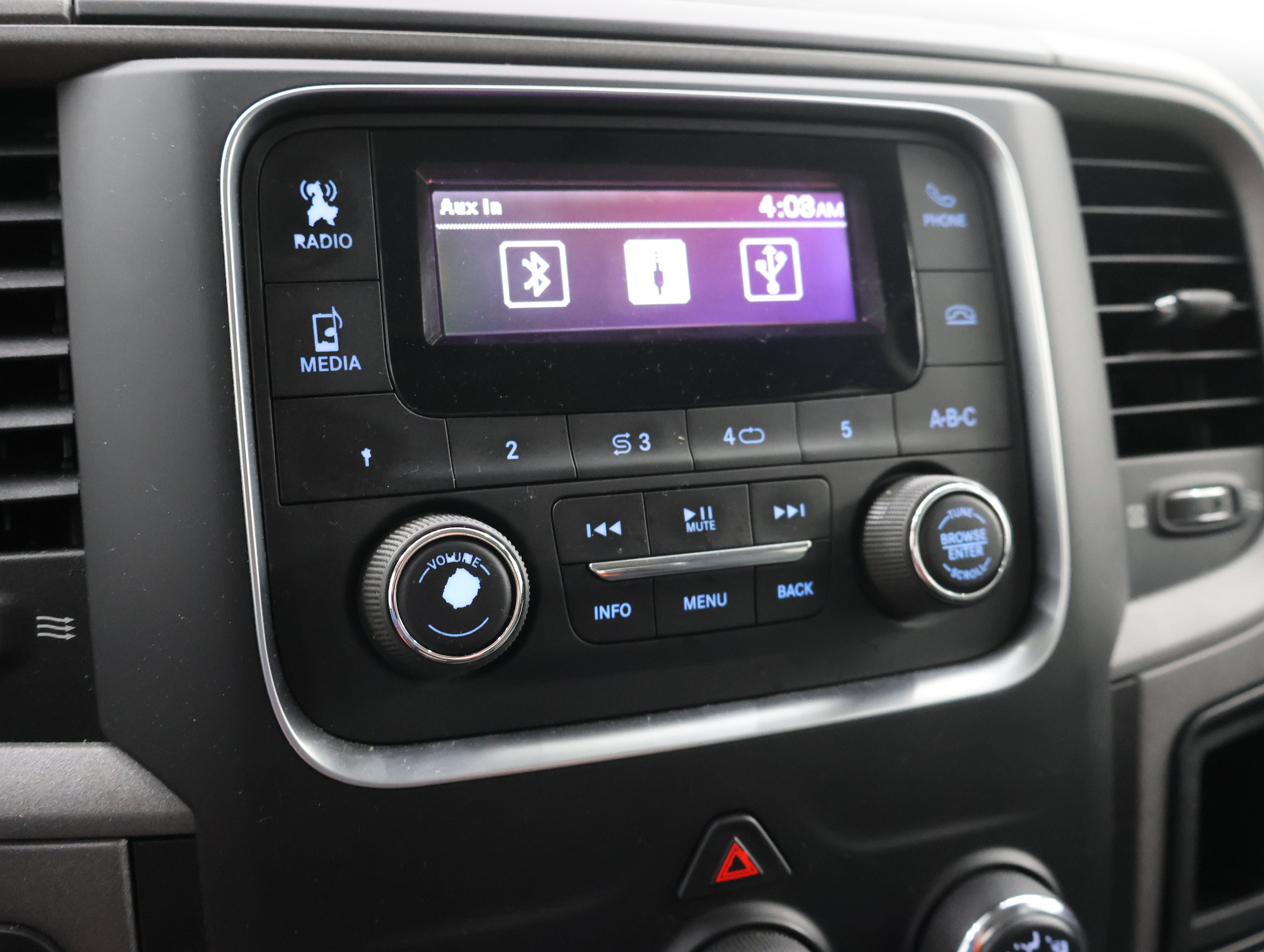 Used 2018 RAM 2500 Tradesman w/ Chrome Appearance Group AWD/4WD image 46
