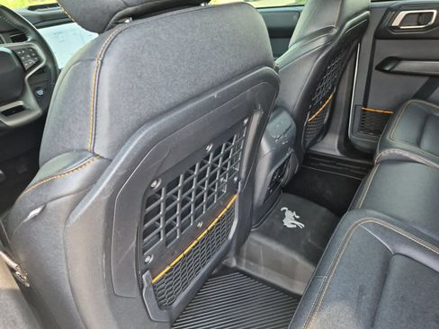 Used 2024 Ford Bronco Badlands AWD/4WD image 18