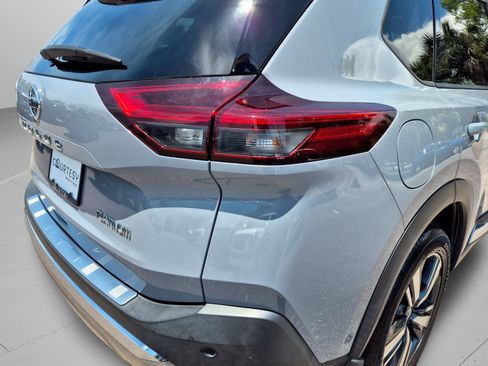 Certified 2021 Nissan Rogue Platinum FWD image 36