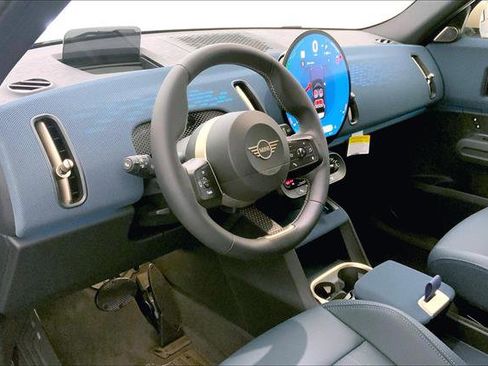 Used 2025 MINI Cooper Countryman S w/ Comfort Package Max image 4