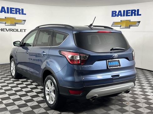 Used 2018 Ford Escape SEL image 3