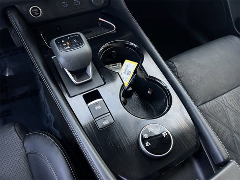 Certified 2023 Nissan Rogue Platinum w/ Platinum Premium Package image 17