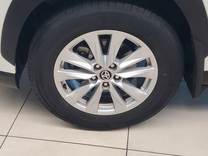 Used 2024 Toyota Corolla Cross LE w/ Moonroof Package