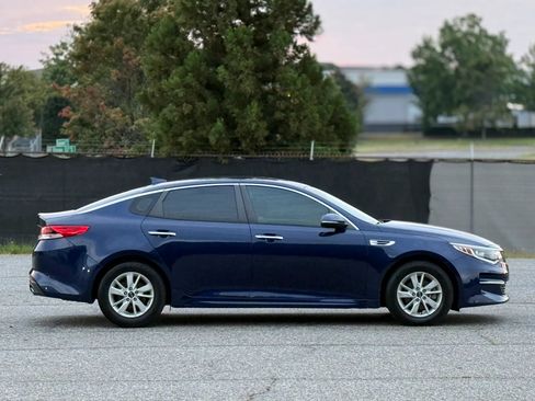Used 2018 Kia Optima LX FWD image 7