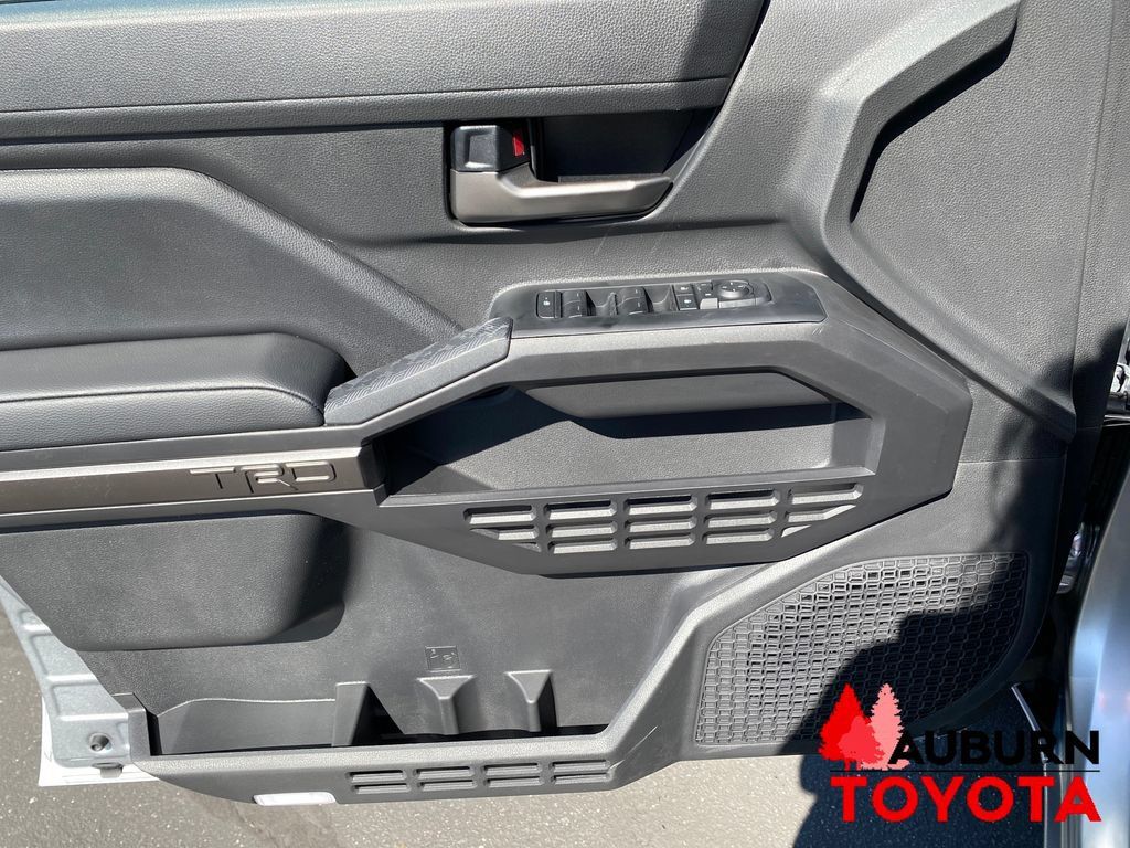 New 2026 Toyota Tacoma TRD Off-Road w/ TRD Off Road Premium Package AWD/4WD image 9