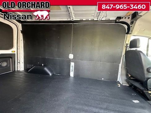 Used 2024 Ford Transit 250 148 Medium Roof Extended AWD w/ Load Area Protection Package image 10
