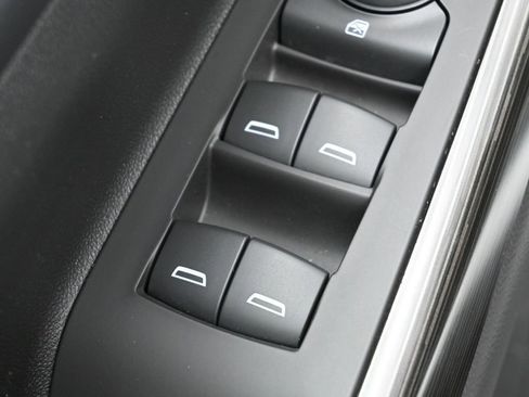 Used 2018 GMC Acadia SLT image 14