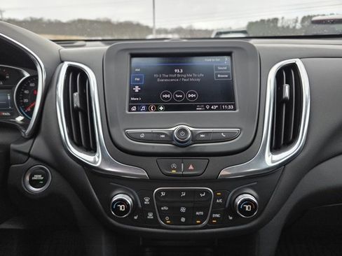 Used 2024 Chevrolet Equinox LT image 28