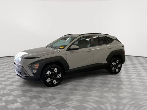 Used 2024 Hyundai Kona SEL w/ Convenience Package AWD/4WD image 5