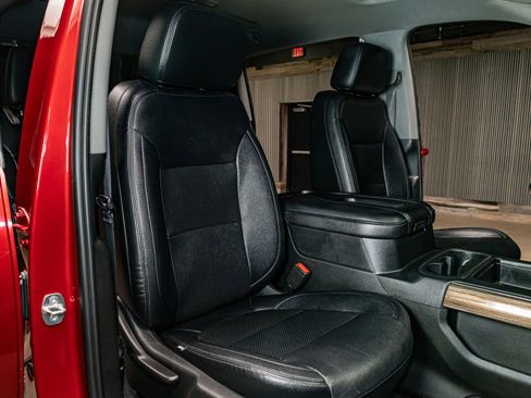 Used 2020 Chevrolet Silverado 2500 LT w/ All Star Edition image 28