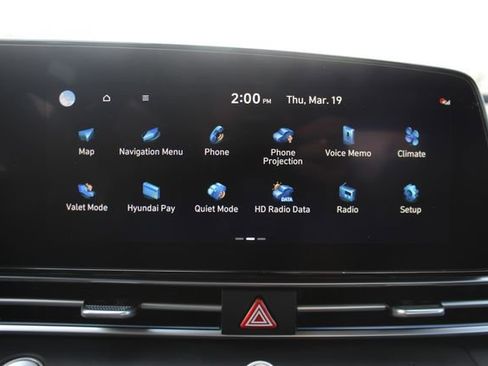 New 2026 Hyundai Elantra Limited FWD image 17