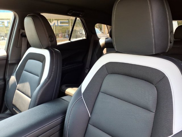 Used 2025 Chevrolet Blazer EV LT FWD image 21