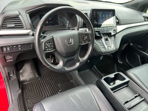 Used 2023 Honda Odyssey Sport image 16