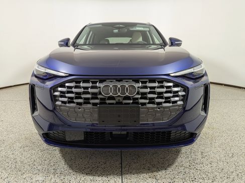 New 2025 Audi Q5 Prestige image 2