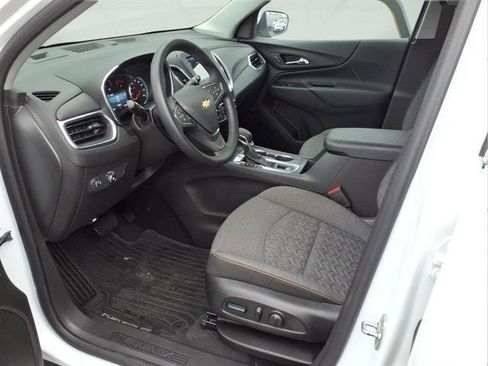 Certified 2024 Chevrolet Equinox LT image 12