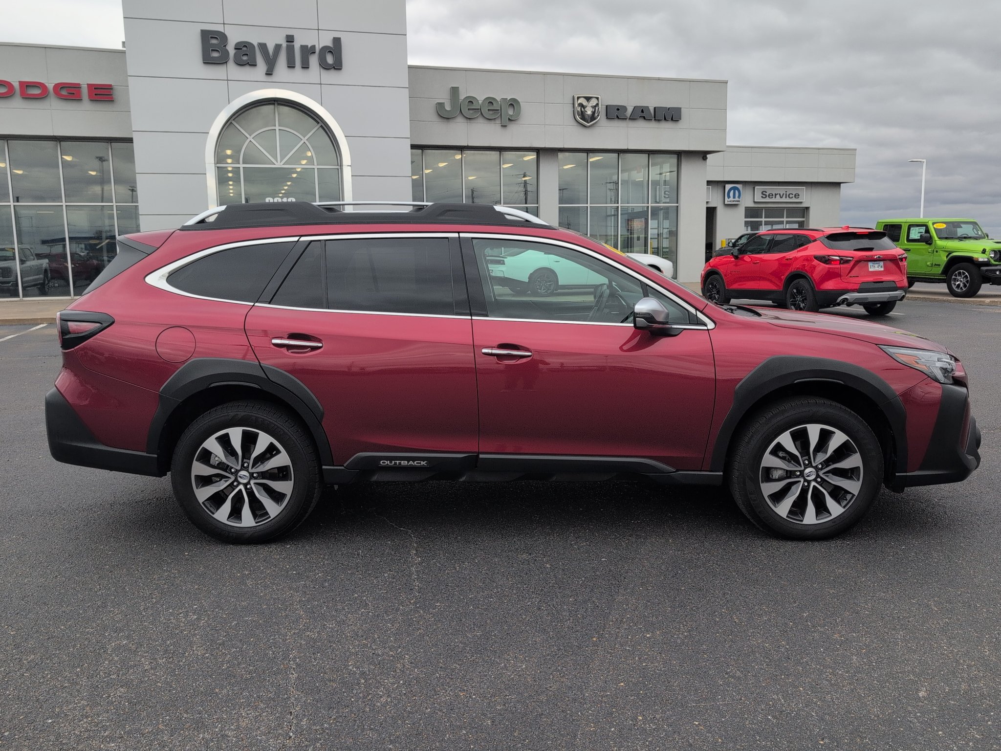 Used 2024 Subaru Outback Touring XT AWD/4WD image 8