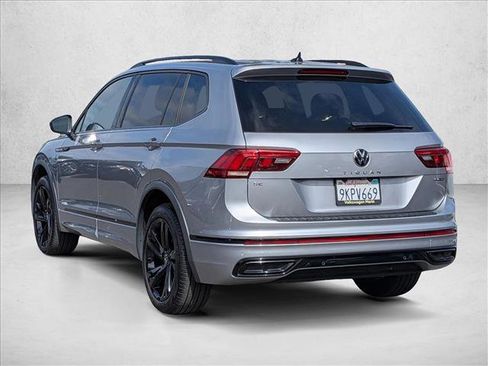 Used 2024 Volkswagen Tiguan SE R-Line AWD/4WD image 8