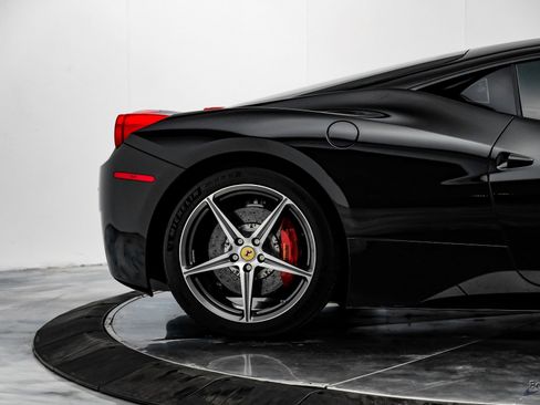 Used 2012 Ferrari 458 Italia Coupe image 19