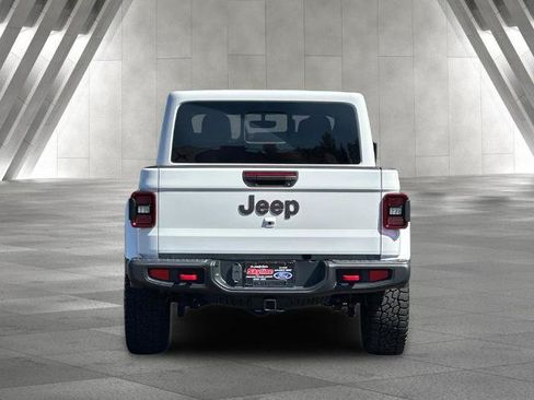 Used 2023 Jeep Gladiator Rubicon w/ LED Lighting Group AWD/4WD image 4