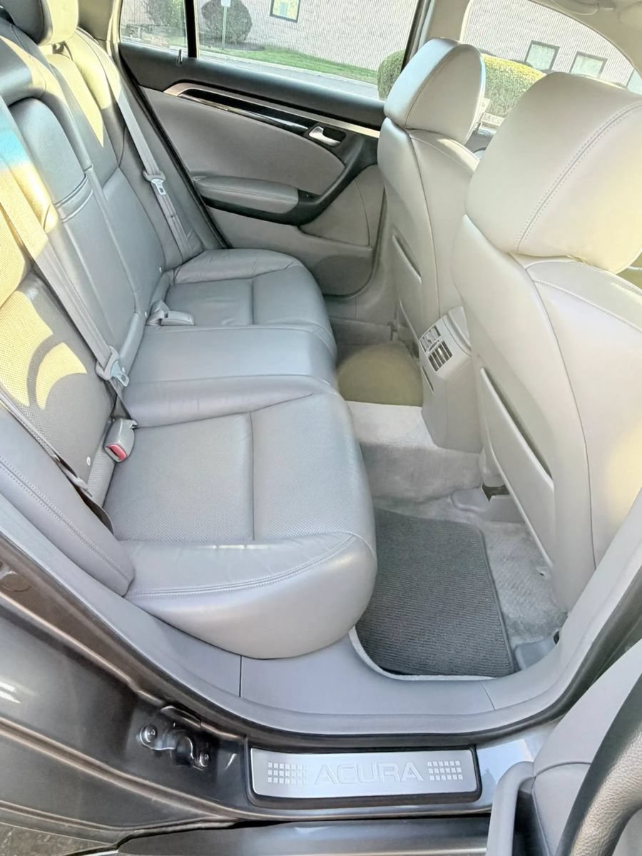 Used 2005 Acura TL FWD image 10