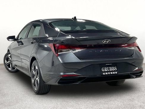 Used 2023 Hyundai Elantra SEL w/ Convenience Package FWD image 15