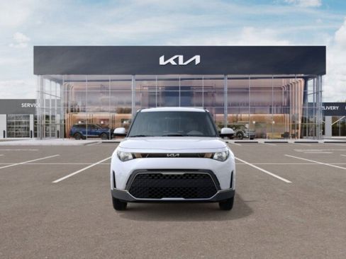 New 2025 Kia Soul S image 2