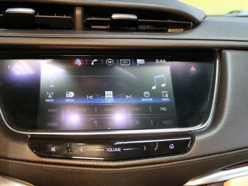 Used 2017 Cadillac XT5 Luxury w/ Driver Awareness Package FWD image 28