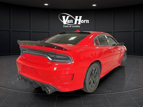 Used 2022 Dodge Charger R/T RWD image 7