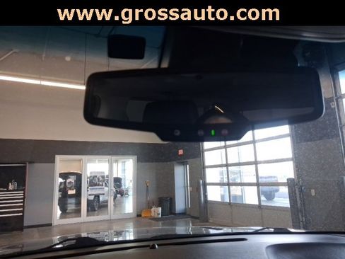 Used 2018 GMC Yukon XL SLT w/ Open Road Package image 19