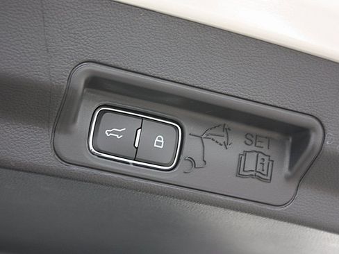 New 2026 Ford Explorer ST AWD/4WD image 9