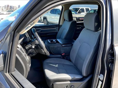 Used 2019 RAM 1500 Big Horn RWD image 11