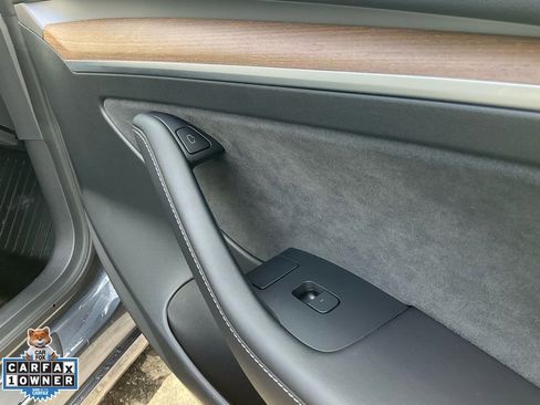 Used 2023 Tesla Model 3 Standard Range image 70