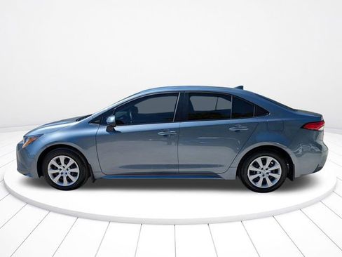 Used 2024 Toyota Corolla LE image 7