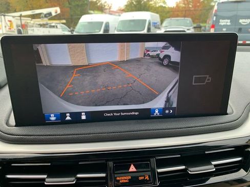 Used 2025 Acura MDX SH-AWD image 28