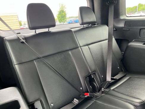 Used 2025 Hyundai Santa Fe SEL FWD image 26