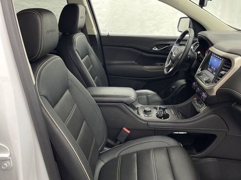Used 2023 GMC Acadia Denali w/ Denali Technology Package AWD/4WD image 13