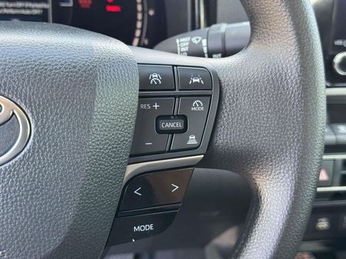 Used 2026 Toyota Camry LE FWD image 13