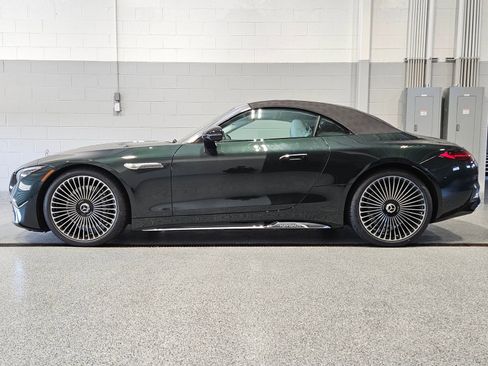 New 2026 Mercedes-Benz Maybach SL 680 image 9